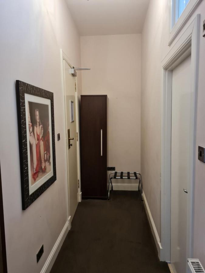 Number 10 Hotel Γλασκώβη Εξωτερικό φωτογραφία
