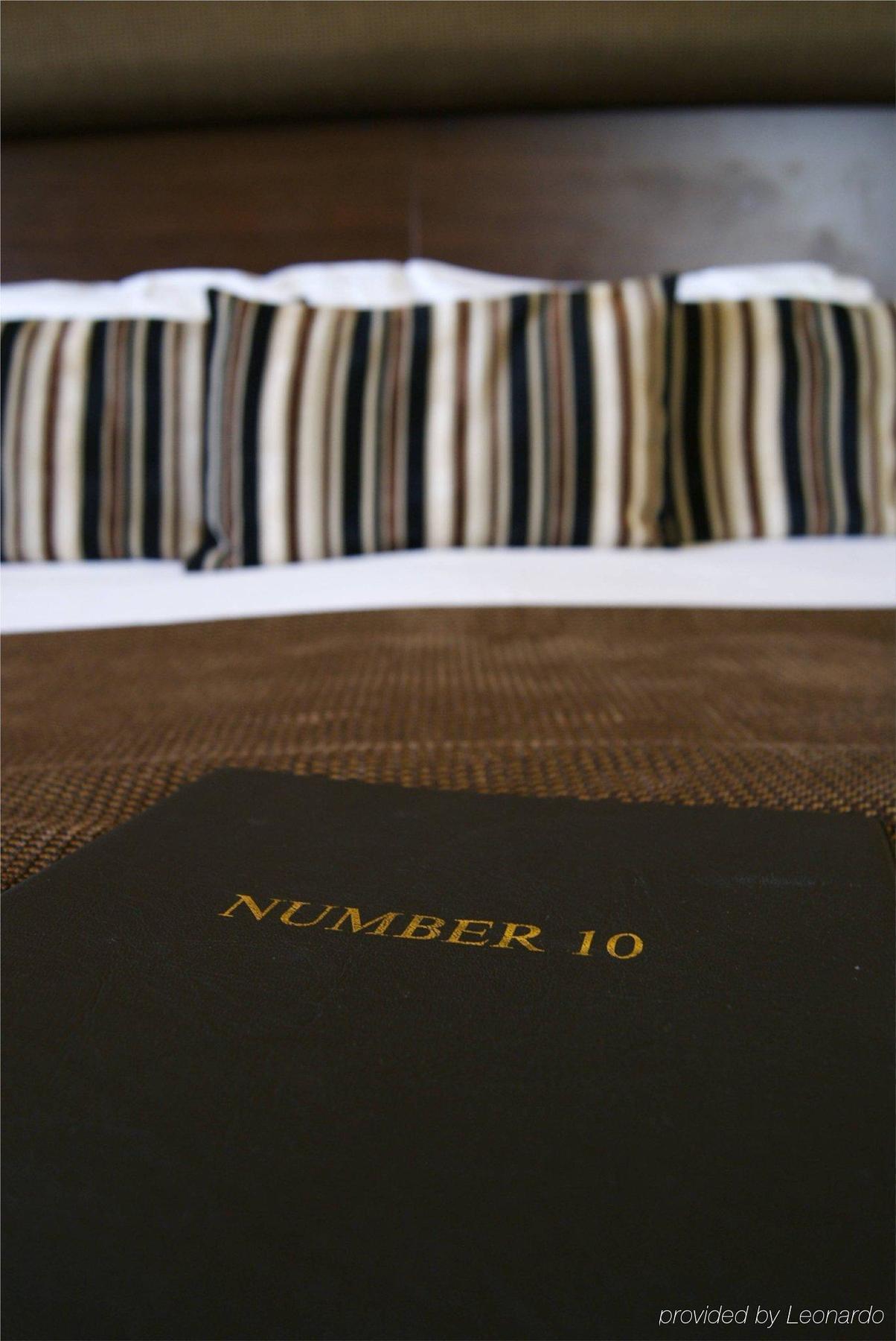 Number 10 Hotel Γλασκώβη Δωμάτιο φωτογραφία