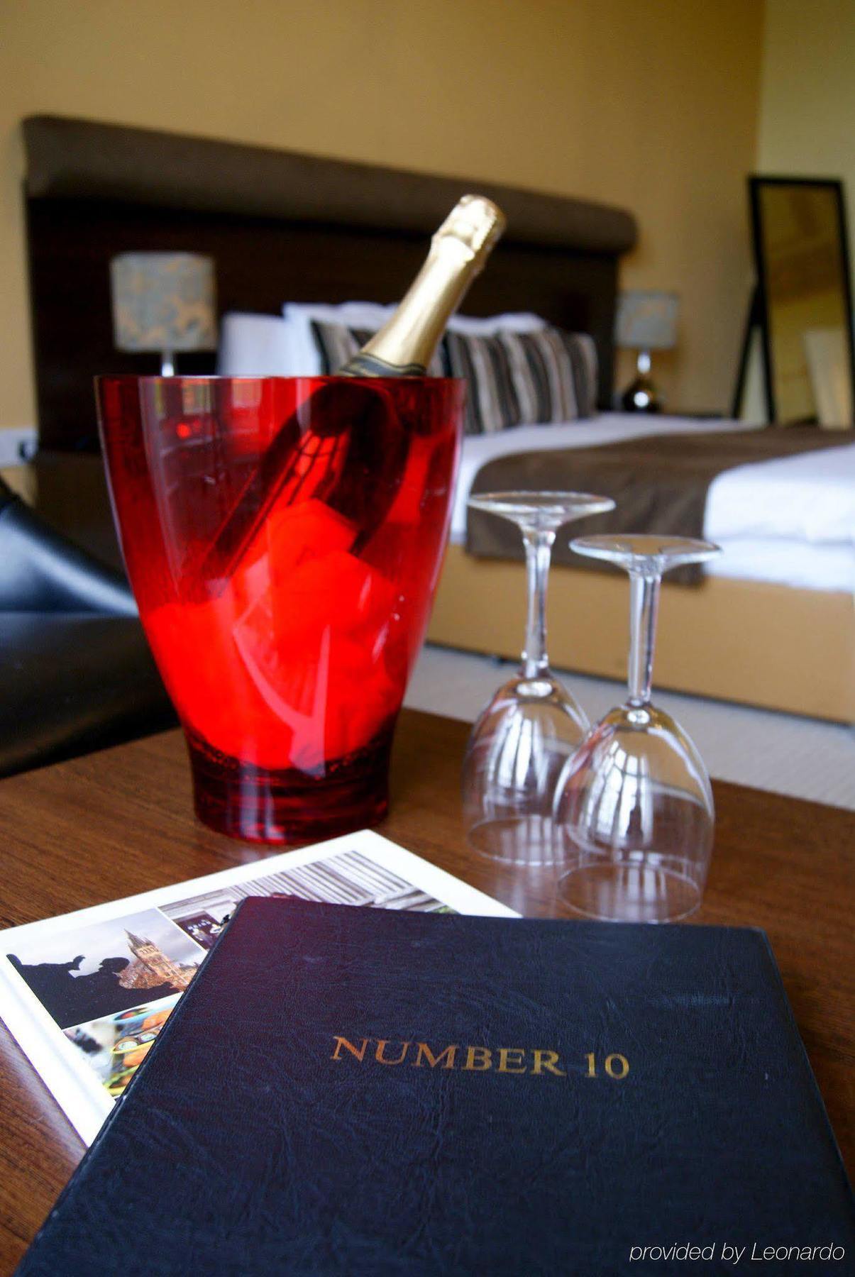 Number 10 Hotel Γλασκώβη Δωμάτιο φωτογραφία